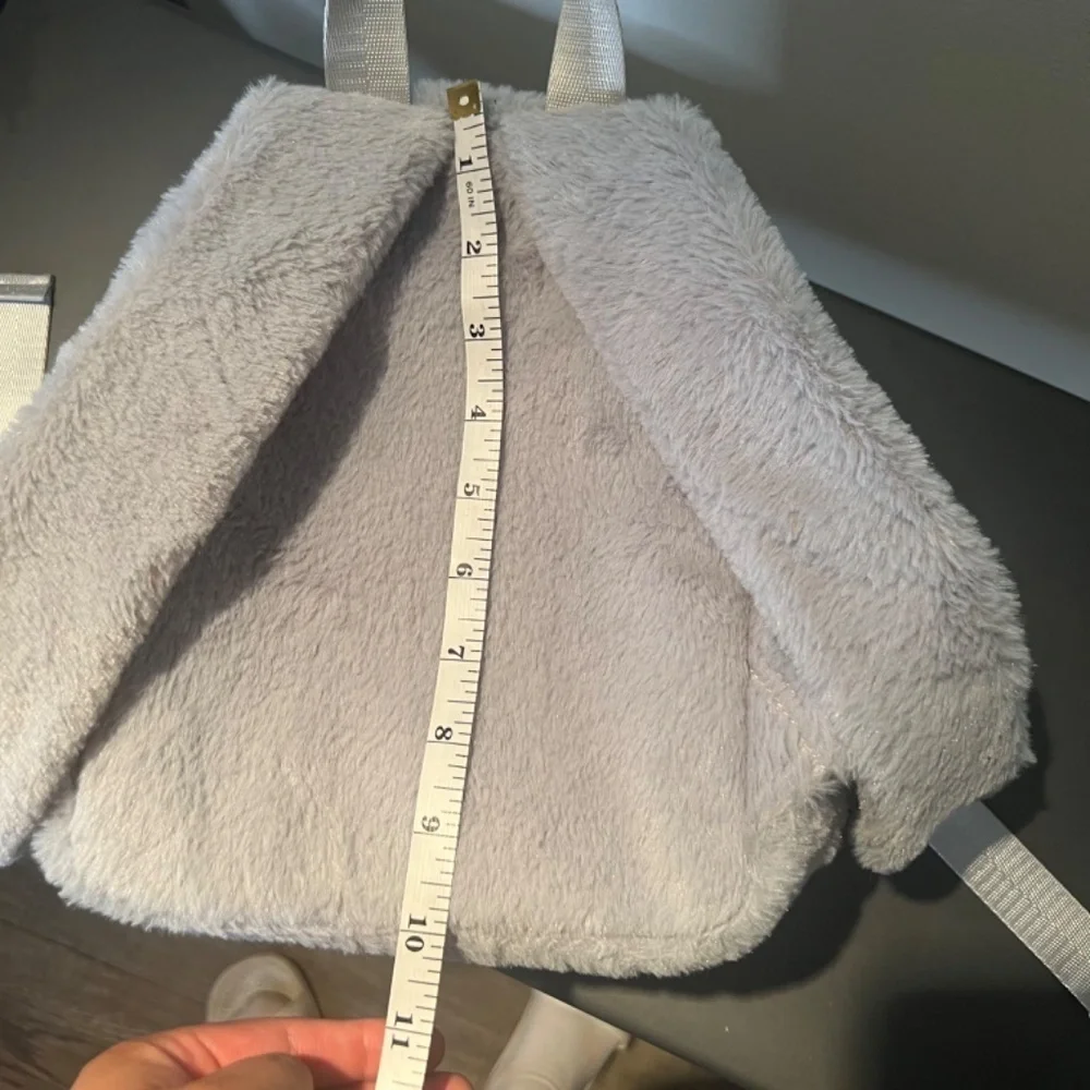 Mini fur back pack grey